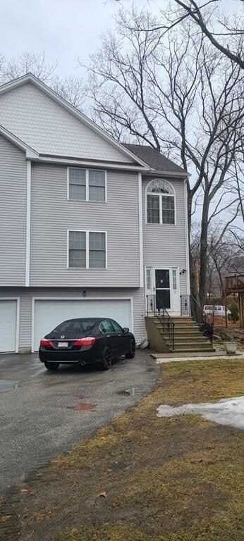 17 Renfrew St, Worcester, MA 01604 - photo 2