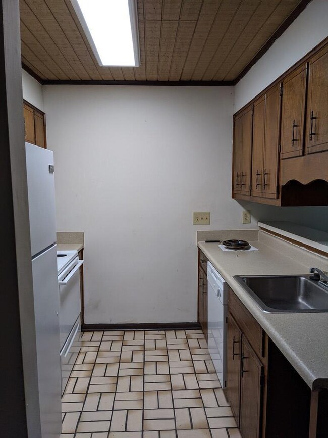 3214 W Wimbledon Dr, Augusta, GA 30909 - photo 5