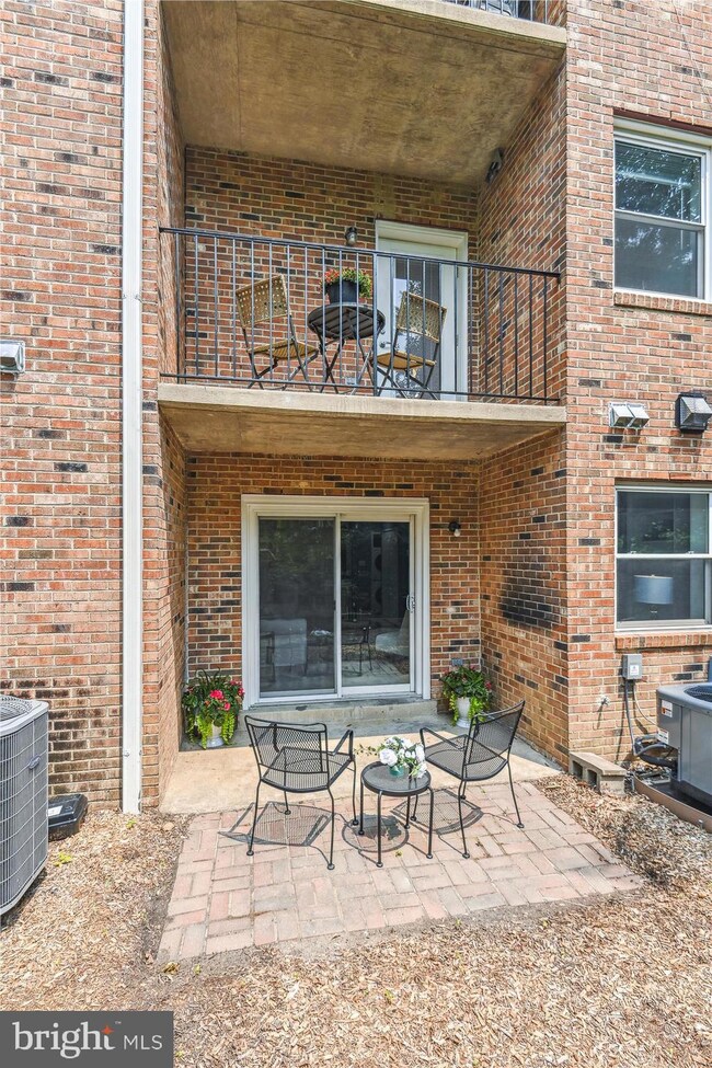 3748 Madison Ln, Falls Church, VA 22041 - photo 3