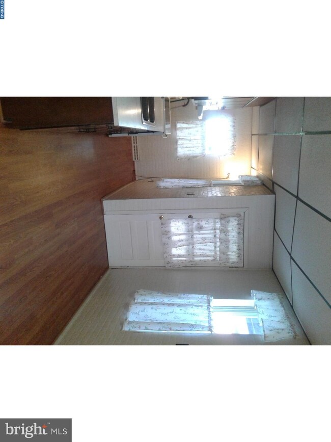1309 N 12th St, Reading, PA 19604 - photo 5