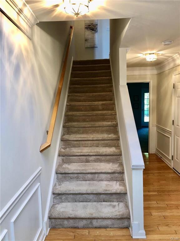 Stairway to middle level.
