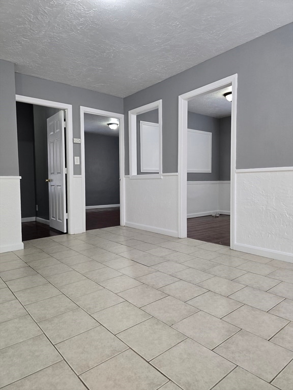 40 Aetna St unit 3, Fall River, MA 02724 - photo 4