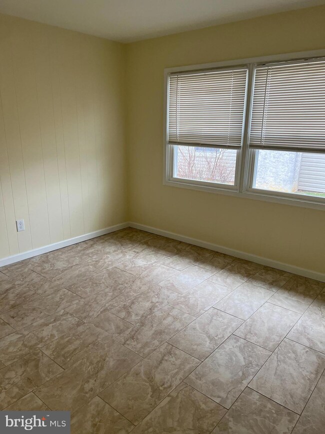 44 Pebble Ln, Willingboro, NJ 08046 - photo 7