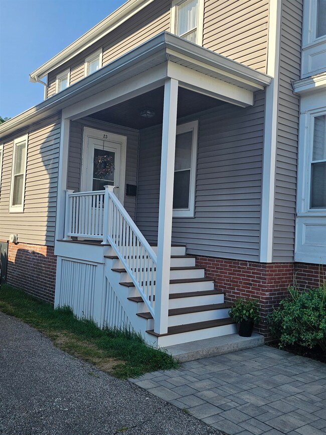 23 Columbia Ct, Portsmouth, NH 03801 - photo 4