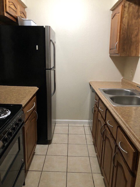 1710 Brun St unit 4, Houston, TX 77019 - photo 5