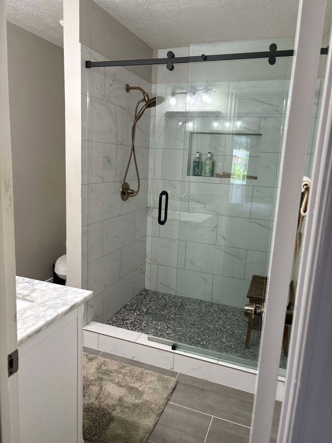 8614 Laurel Trails Dr, Houston, TX 77095 - photo 7