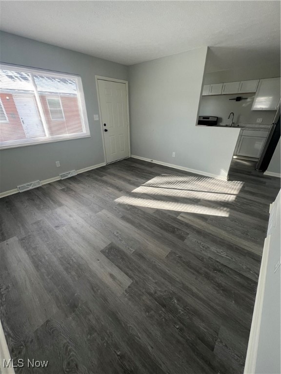 2557 Edwin Ave, Akron, OH 44314 - photo 4