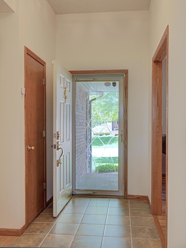 1602 E Barnes, Ozark, MO 65721 - photo 6