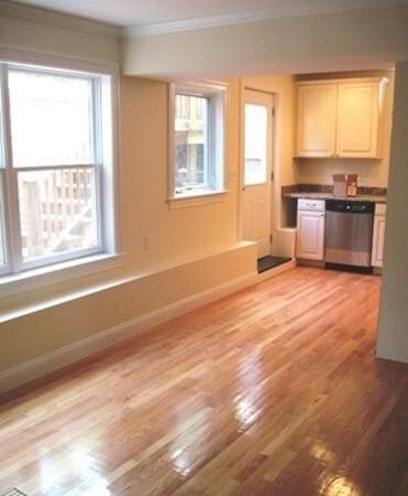 1020 Chestnut St unit B, Newton Upper Falls, MA 02464 - photo 2