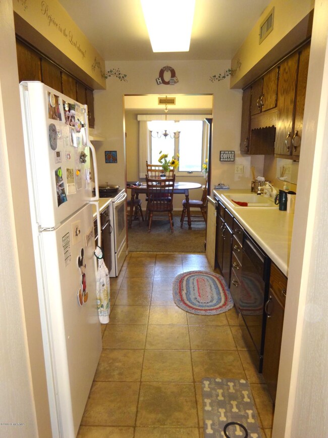 Kitchen 4