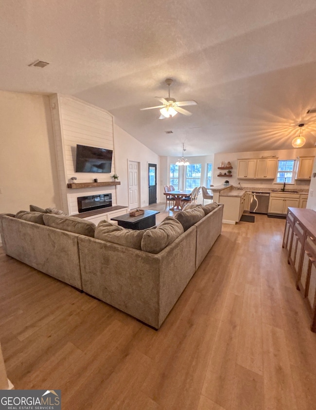 102 Honeysuckle Rd, Kingsland, GA 31548 - photo 2