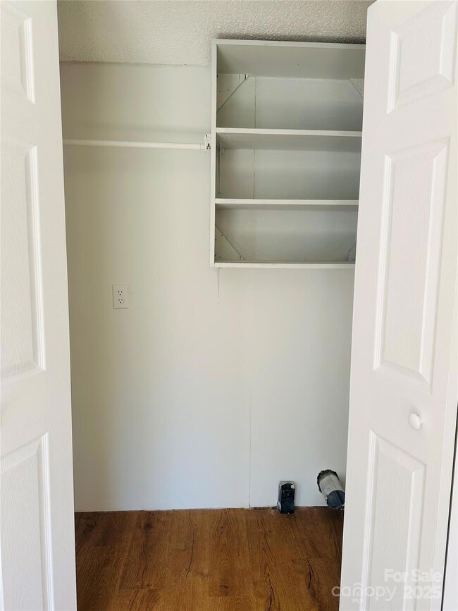 1151 Bowling Green Dr, Clover, SC 29710 - photo 6