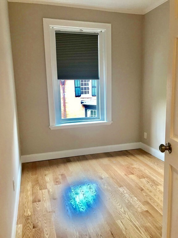 92A Pinckney St unit 5, Boston, MA 02114 - photo 5