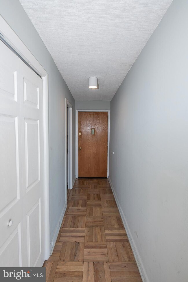 Radnor House unit 515, Bryn Mawr, PA 19010 - photo 6