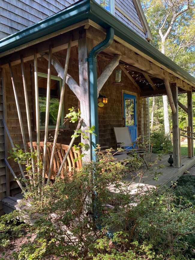 16 Rock Pond Rd, Vineyard Haven, MA 02568 - photo 4