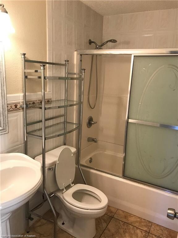 121 Sharon Ave, Sebring, FL 33875 - photo 7