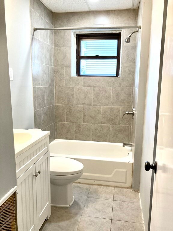 12 Wiley St unit 1, Fall River, MA 02720 - photo 2