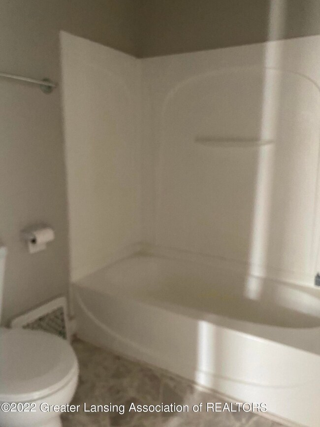 1017 S Holmes St, Lansing, MI 48912 - photo 7