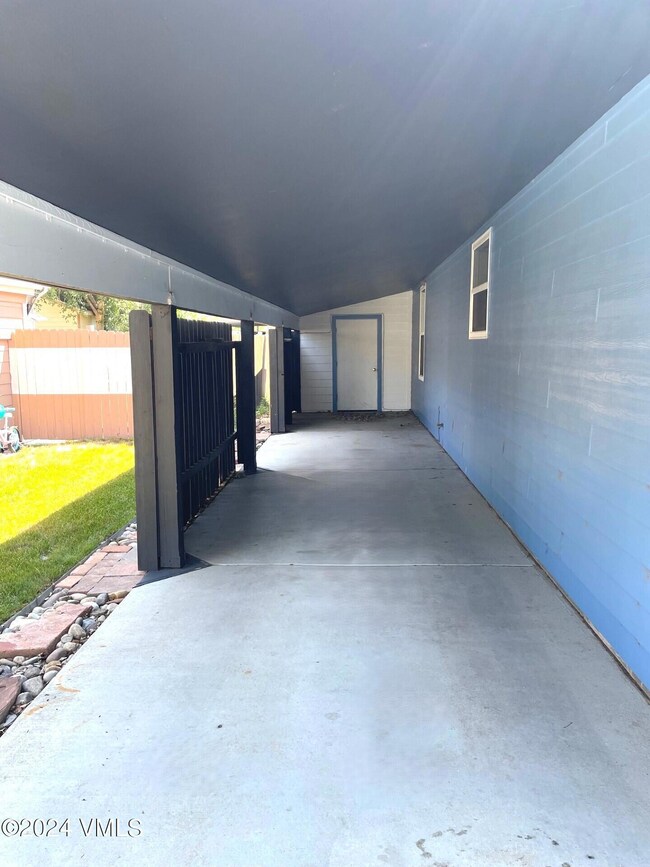 Covered Parking to Storage E