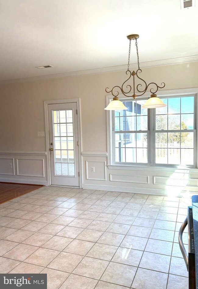 8777 Sandy Beach Ln, King George, VA 22485 - photo 6