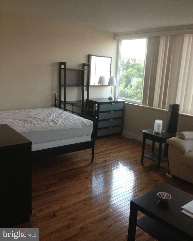 Letterman House unit 704, Washington, DC 20006 - photo 7