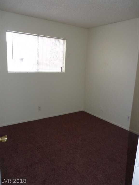 unlisted-address, Las Vegas, NV 89121 - photo 5