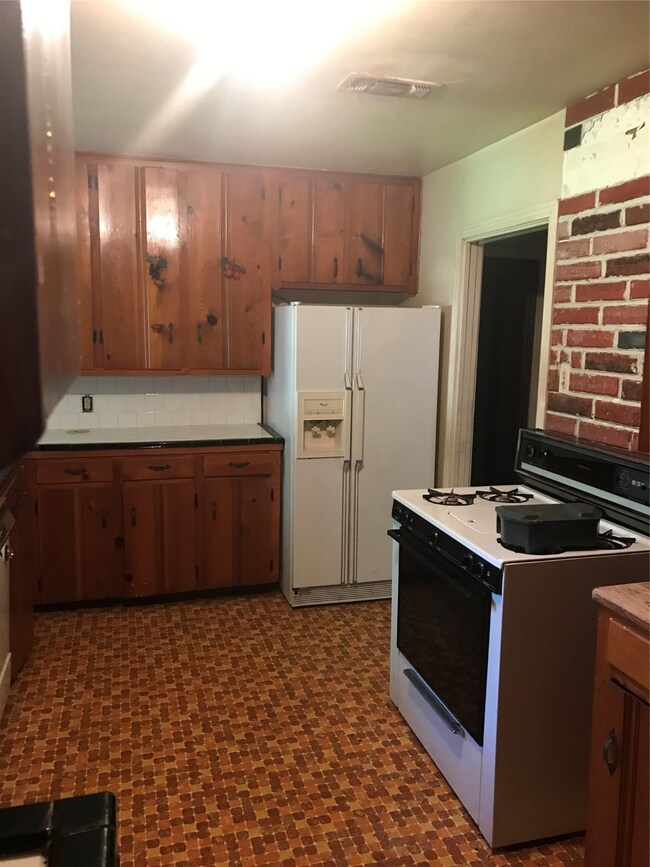 10202 Royal Oaks Dr, Houston, TX 77016 - photo 3