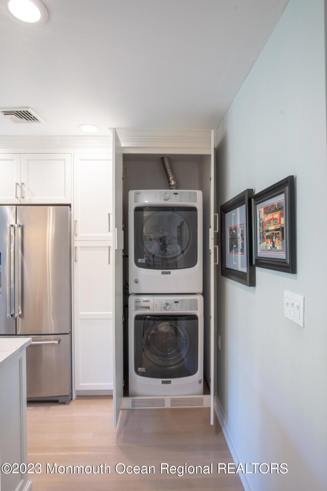 14 Concord Ct, Red Bank, NJ 07701 - photo 6