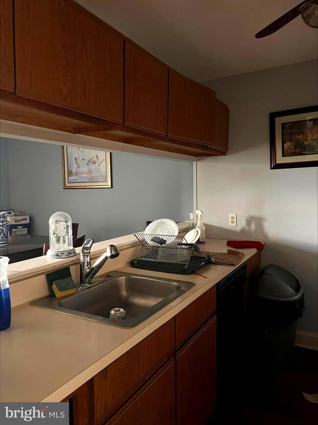 802 Northridge Dr unit 107-A, Eagleville, PA 19403 - photo 7
