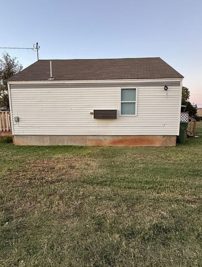 210 N 6th St, Okeene, OK 73763 - photo 4