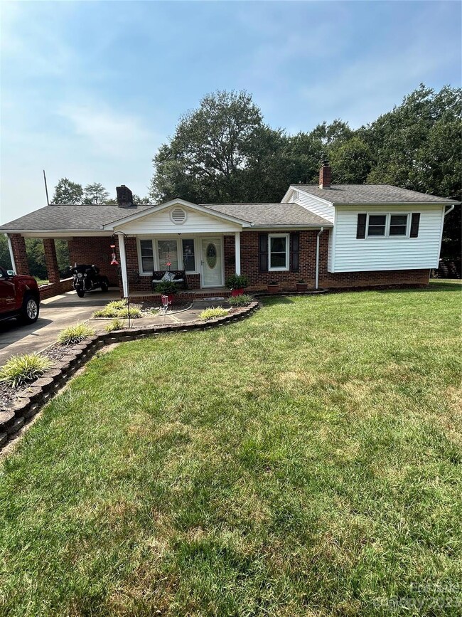 758 Ware Rd, Shelby, NC 28152 - photo 2