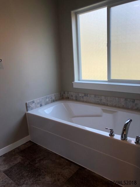 2898 NW Amble Side St, Albany, OR 97321 - photo 4