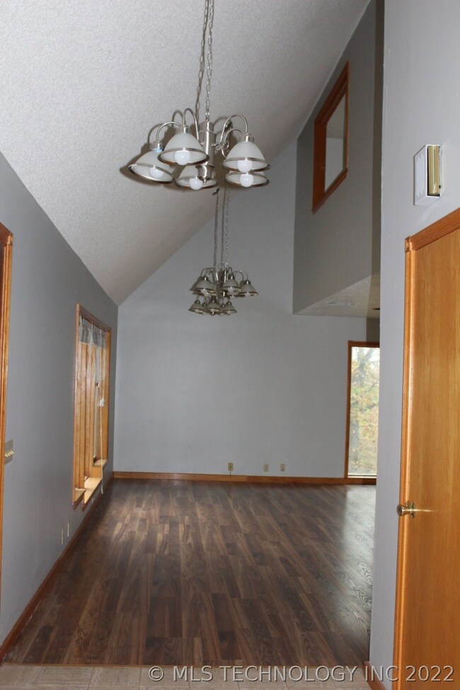 2705 Brook Ln, Sapulpa, OK 74066 - photo 4