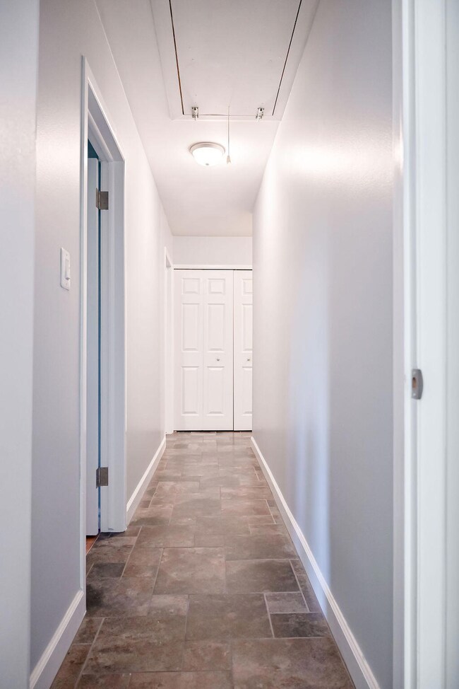 DellotHome_BackHallway