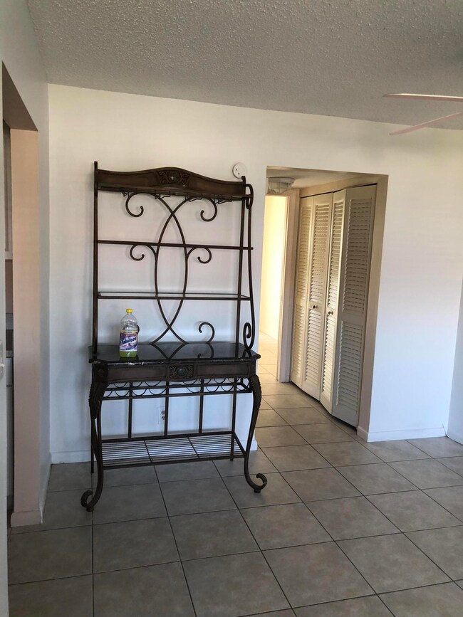 170 Norwich H, West Palm Beach, FL 33417 - photo 5