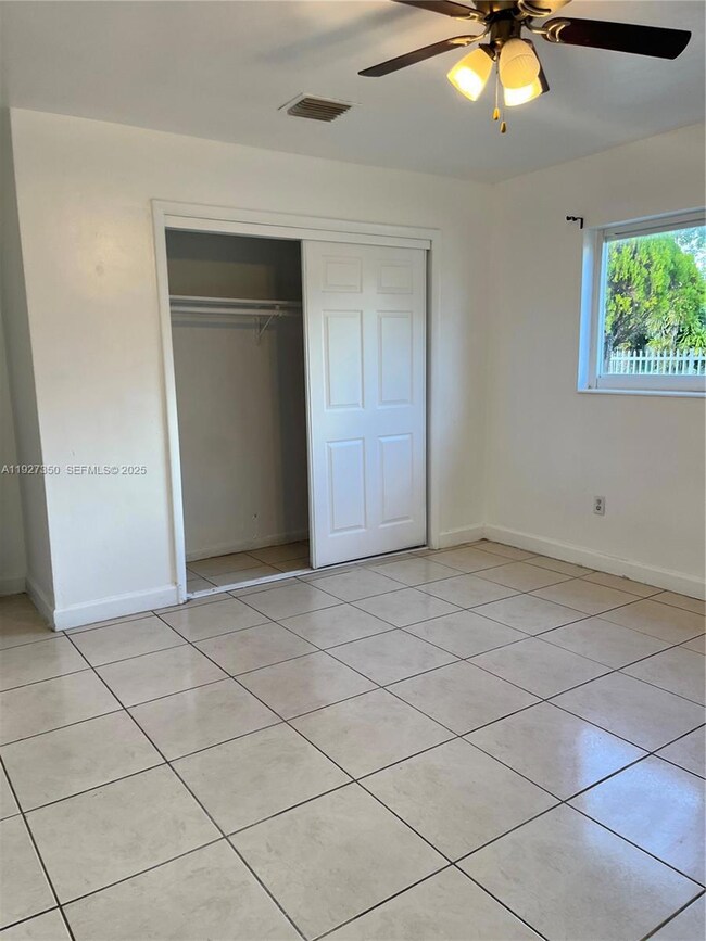 150 NE 173rd St, North Miami Beach, FL 33162 - photo 6