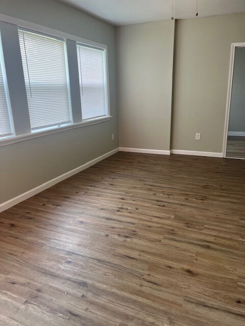 2726 Stallings Dr, Houston, TX 77088 - photo 4