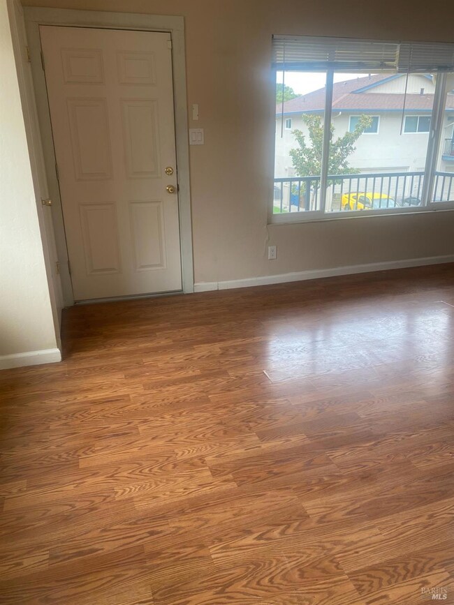 2304 Peppertree Way unit 4, Antioch, CA 94509 - photo 2