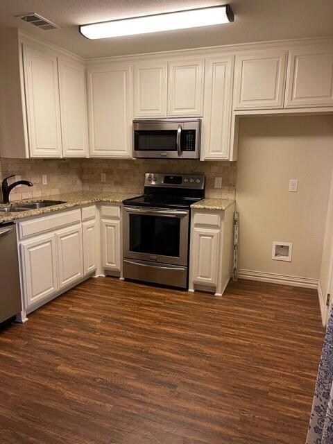 1124 W Day St, Denison, TX 75020 - photo 6