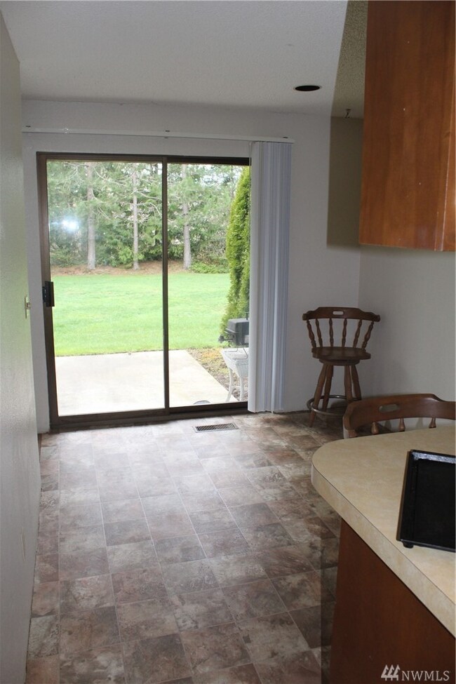 2400 Princeton Ct unit 2, Bellingham, WA 98229 - photo 2