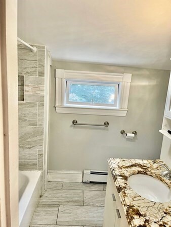 7 Huss Ct unit 2, Lynn, MA 01905 - photo 2