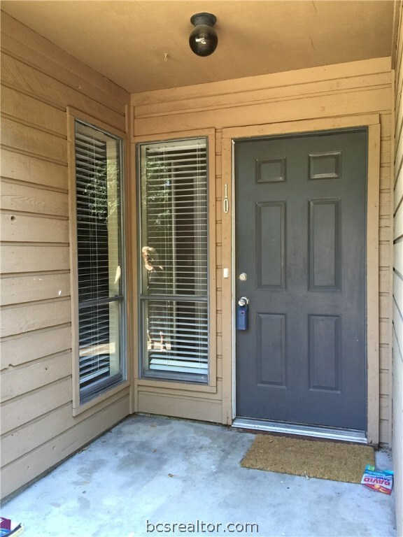 4345 Carter Creek Pkwy unit 10, Bryan, TX 77802 - photo 4