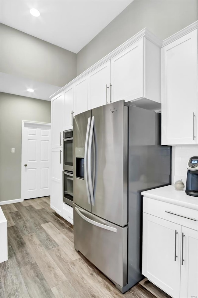 Double wall ovens and LOADS of storage!