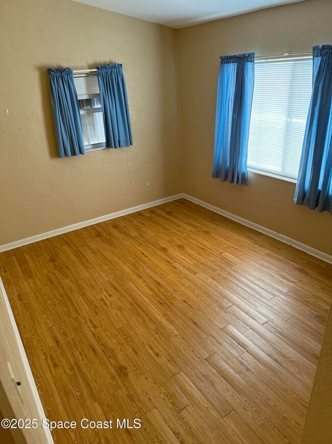 270 Cinnamon Dr, Satellite Beach, FL 32937 - photo 4