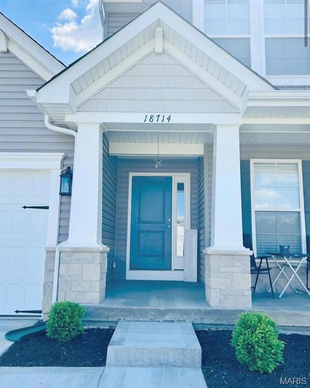 18714 Walnut Woods Ct, Warrenton, MO 63383 - photo 2