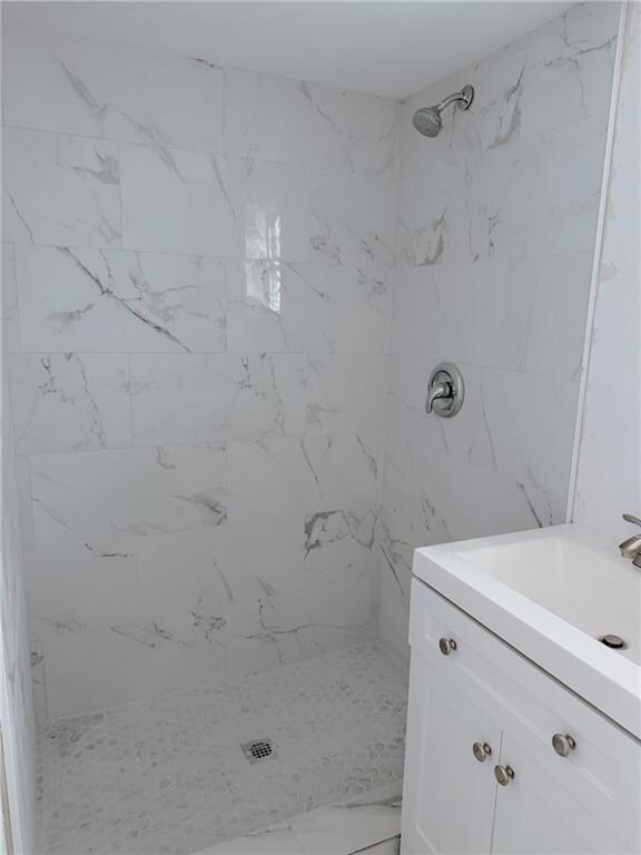 611 W 3rd St, Coffeyville, KS 67337 - photo 7