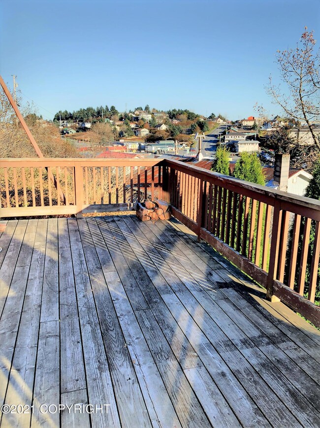 206 Alder Way, Kodiak, AK 99615 - photo 7