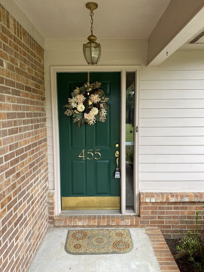 455 Deerfield Cir, Manchester, TN 37355 - photo 3