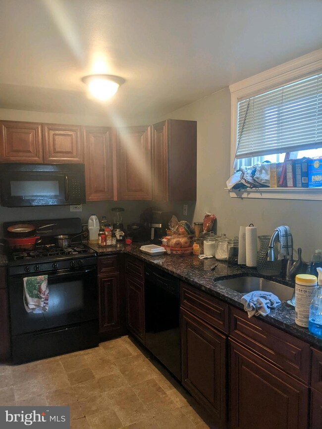 3 Southridge Rd, Darby, PA 19023 - photo 4