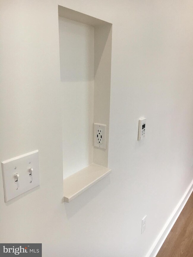 1813 35th St NW unit 104, Washington, DC 20007 - photo 5